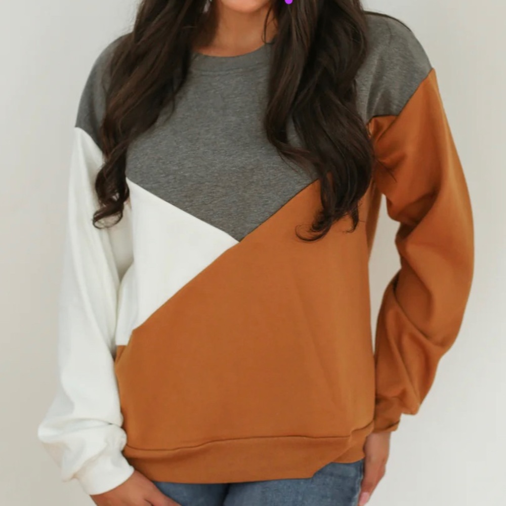 Movemama Crewneck Velour Interior Diagonal Zip Breastfeeding Sweatshirt